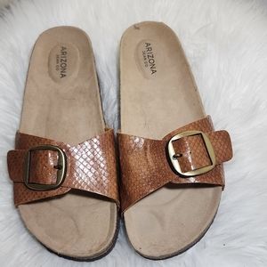 SIZE 8.5 Arizona sandals